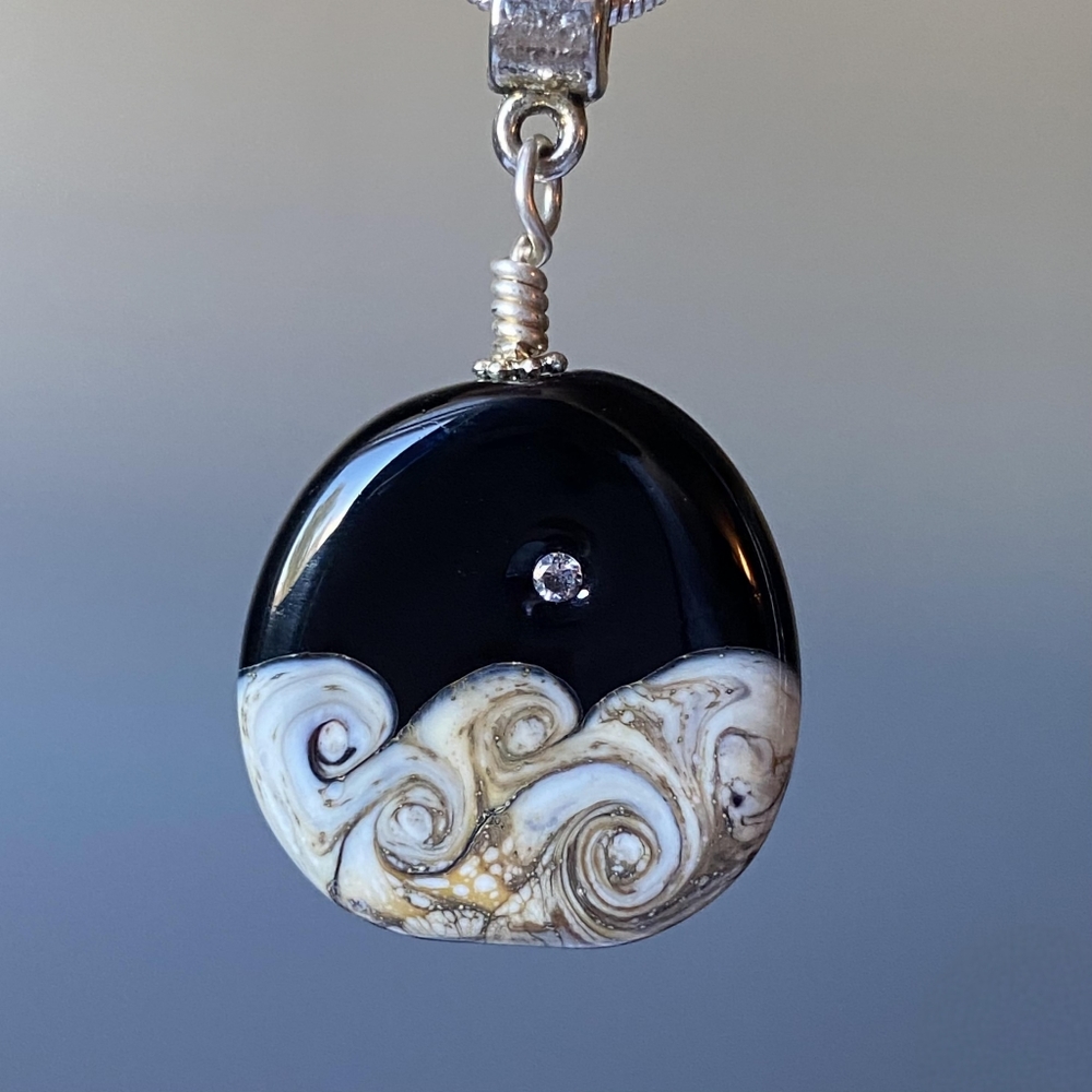 The Hope Pendant-Black